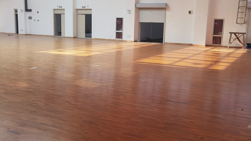 地暖地板选材，实木还是复合？揭秘地暖用实木地板的奥秘**